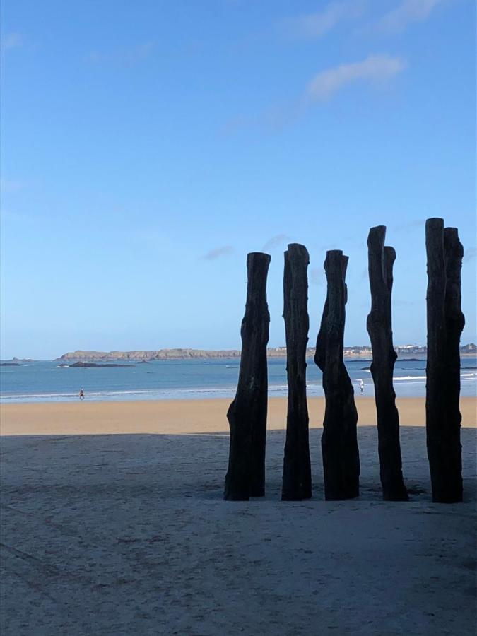 Le Cezembre, Au Pied De La Plage แซ็งต์มาโล ภายนอก รูปภาพ