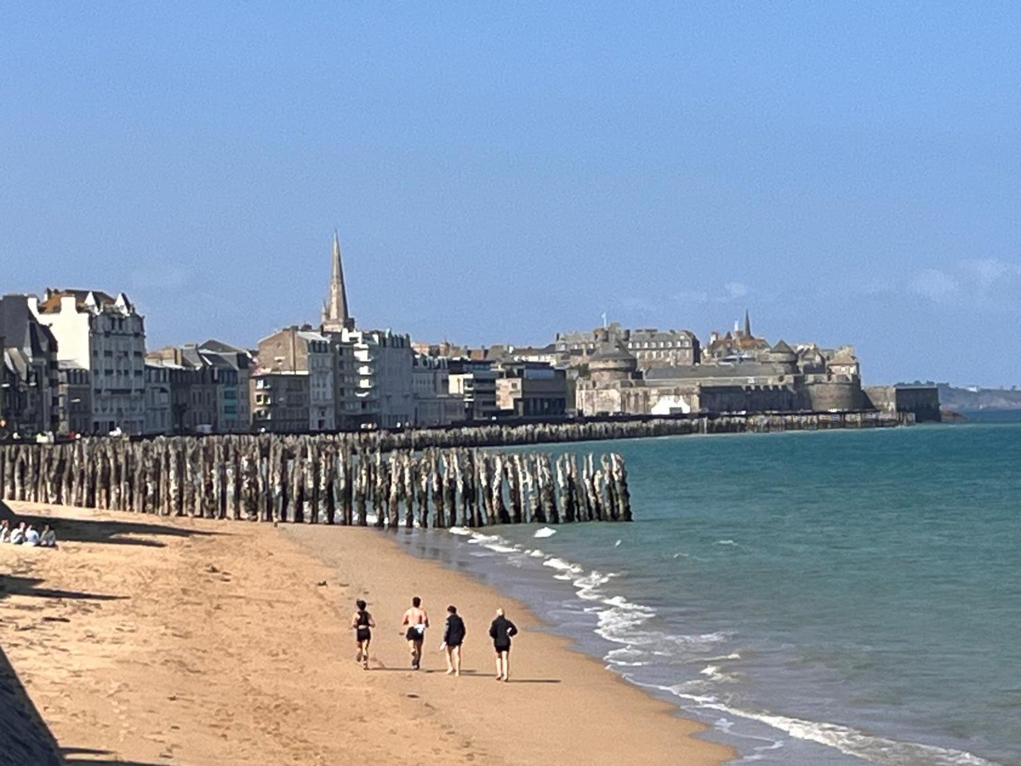 Le Cezembre, Au Pied De La Plage แซ็งต์มาโล ภายนอก รูปภาพ